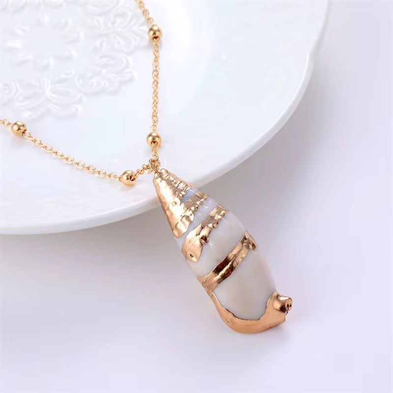 Hot 2019 Bohemia Conch Shells Necklace Sea Beach Pendant Necklace for Women Female Cowrie Summer Party Gift Jewelry