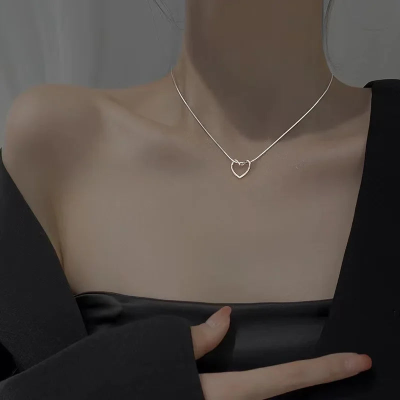 Stainless Steel Necklaces Black Exquisite Minimalist Square Pendant Choker Chains Fashion Necklace for Women Jewelry Party Gifts