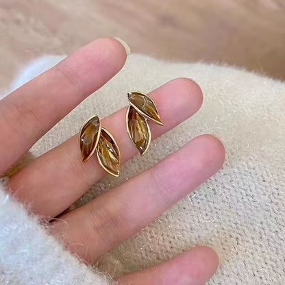New Korean Arrival Metal Trendy Fresh Lovely Sweet Grey Leaf Stud Earrings for Women 2024 Fashion Jewelry Gifts