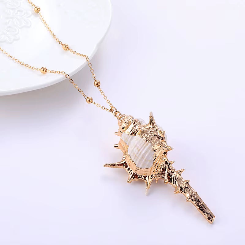 Hot 2019 Bohemia Conch Shells Necklace Sea Beach Pendant Necklace for Women Female Cowrie Summer Party Gift Jewelry